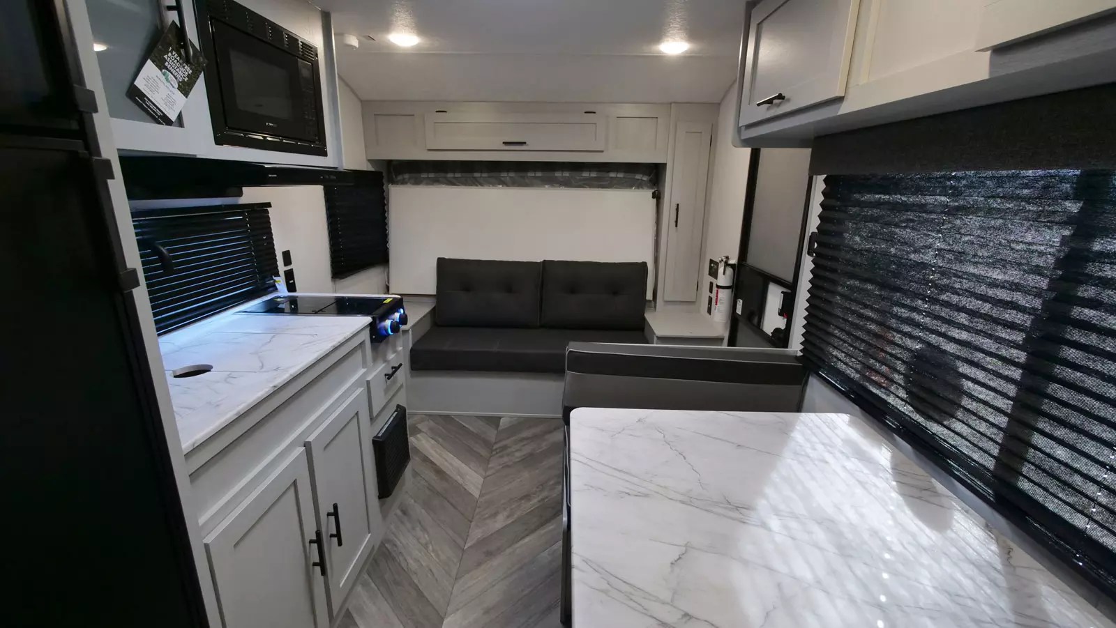 Salem FSX 179DBK Floorplan Forest River RV