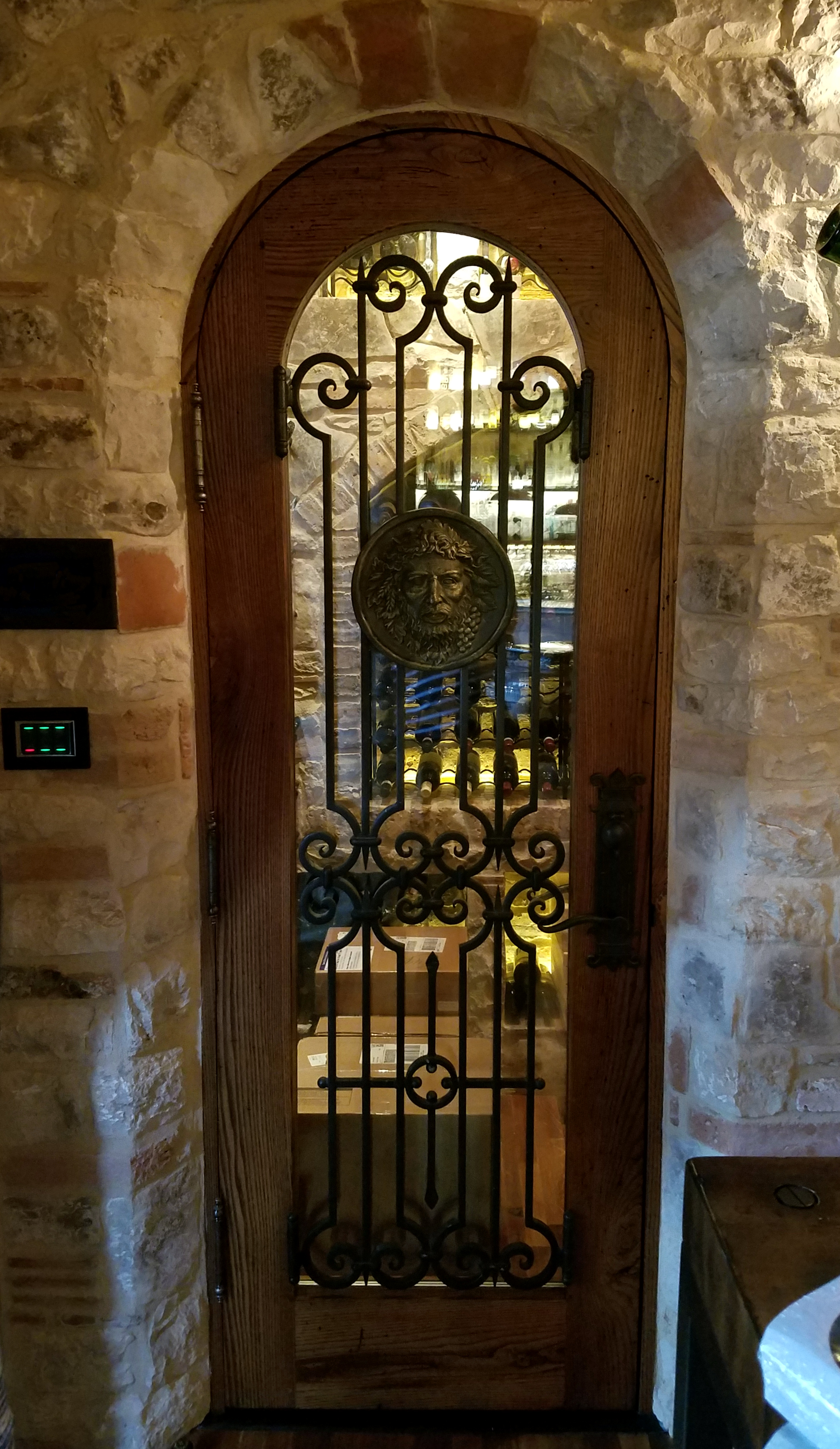 Sculpted Grand Entry Doors Oaks