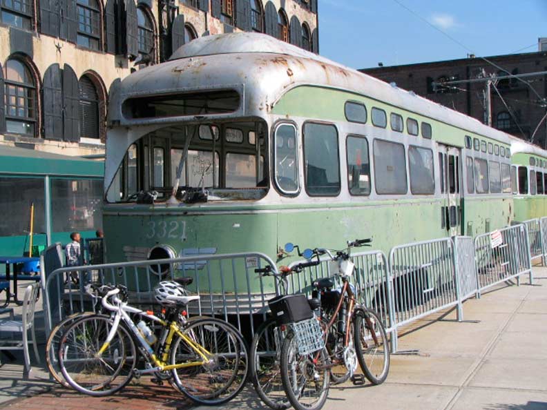 BROOKLYN TROLLEY New York