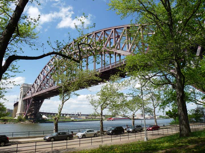 TALE OF TWO BRIDGES New York