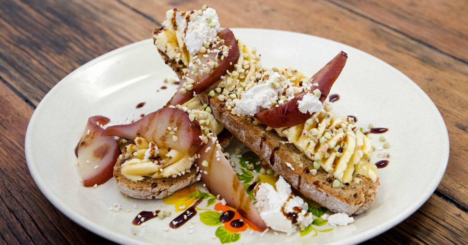 Breakfast at Straight Up Coffee + Food Hobart, Tasmania Fork and Foot