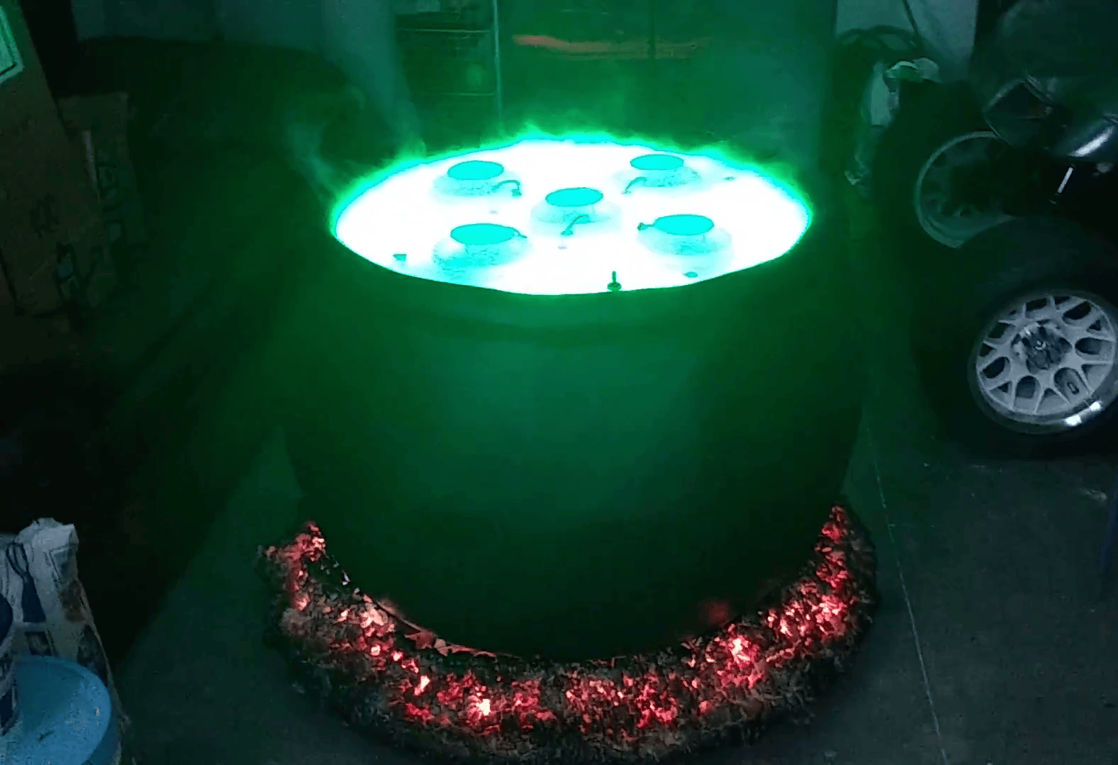 Wireless Witch's Cauldron Prop Build - Forkineye