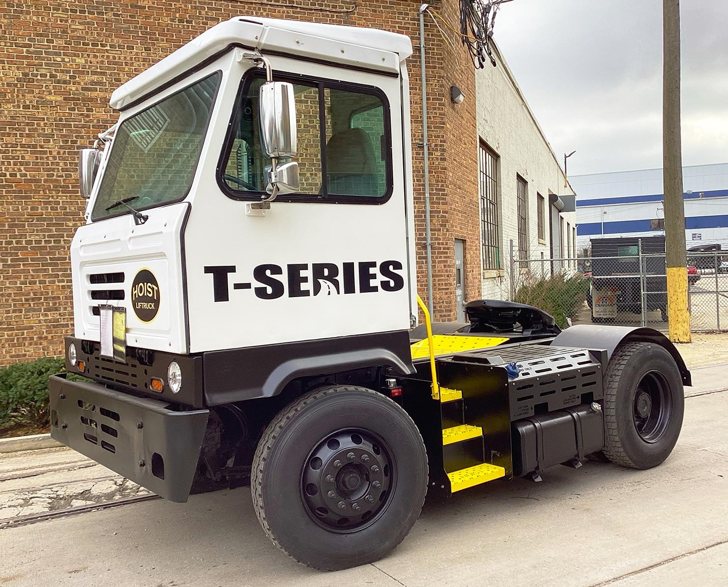 2018 Hoist TSeries Forklift Exchange, Inc.