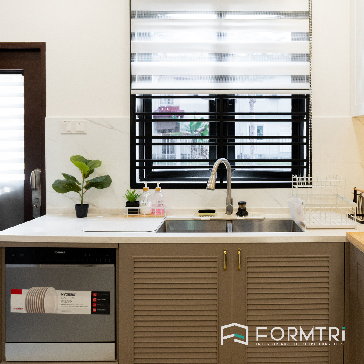 Corporate  (Melamine Kitchen) Progress Bad Formtri IdeaKitchen