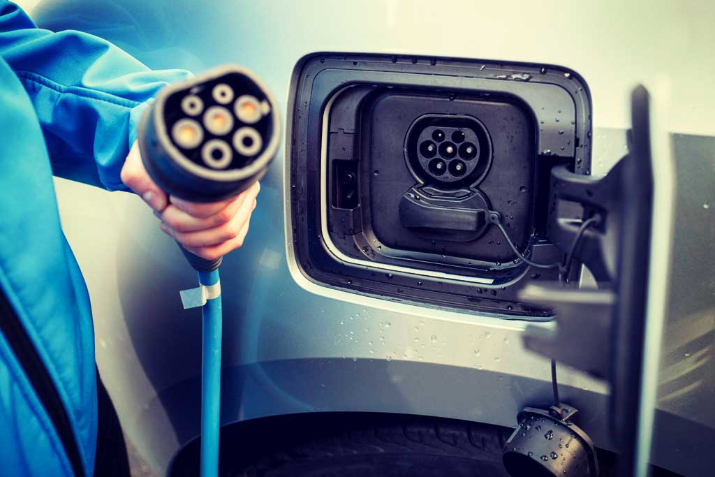 ¿Cuánto tarda en cargar un coche eléctrico?. Ejemplos con diferentes