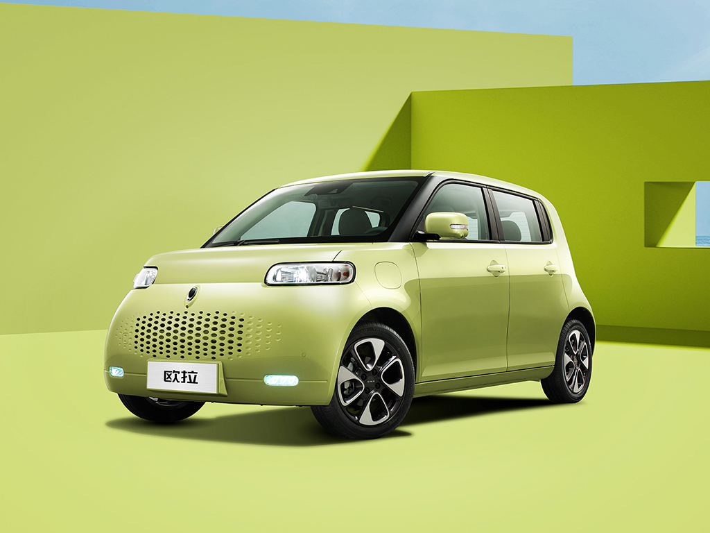 ORA R2 is introduced. A lowcost electric car with 33 kWh and 280 km of