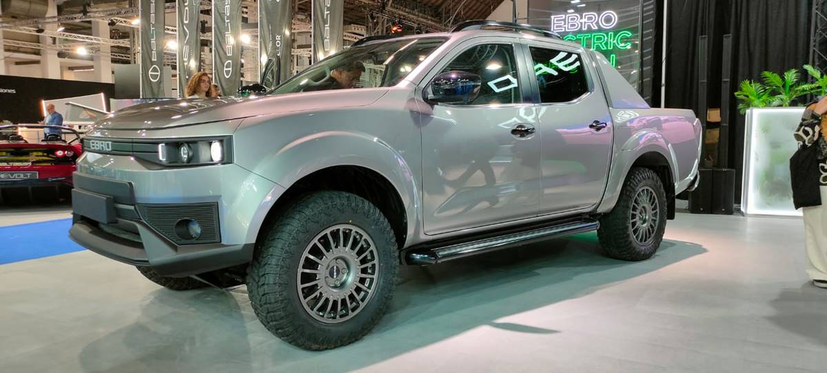 Se presenta el EBRO. Una pickup eléctrica española con hasta 440 km de
