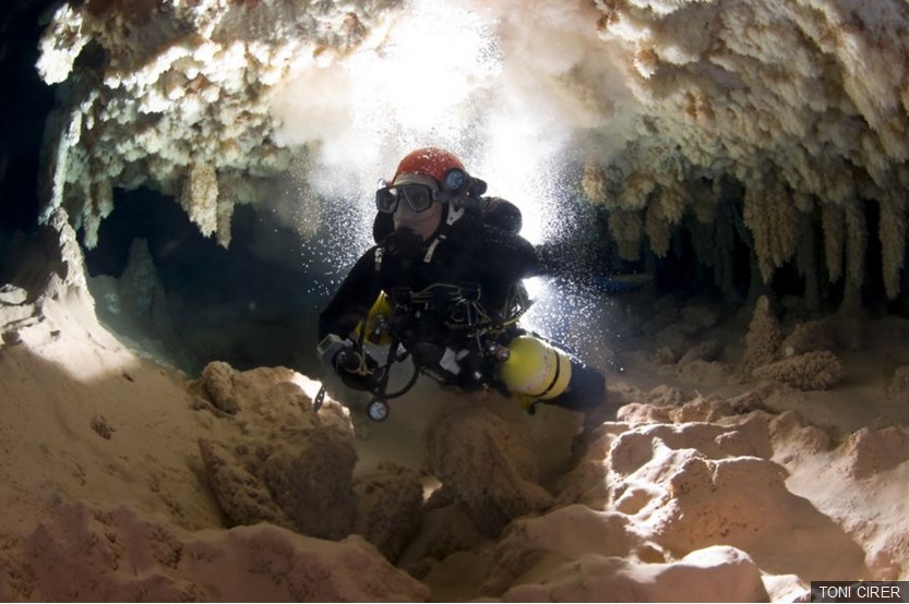 Diver Stuck In An Underwater Cave For Two Days [video] For Scuba Divers