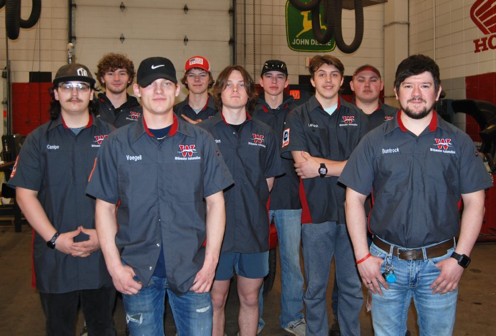 Whitewater High School tech ed automotive students receive ASE