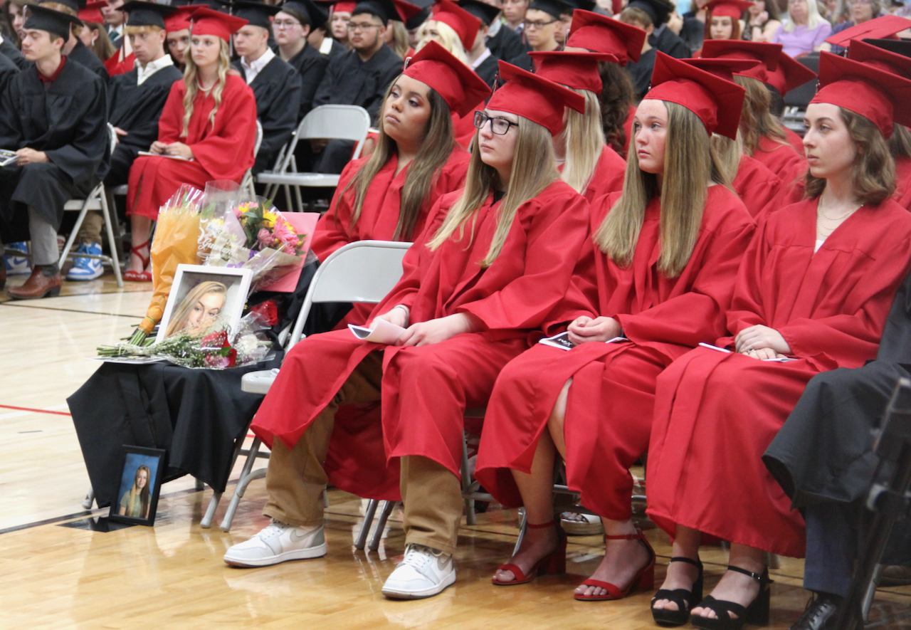 ‘Reaching for the Stars’ ceremony honors 248 Fort Atkinson High School