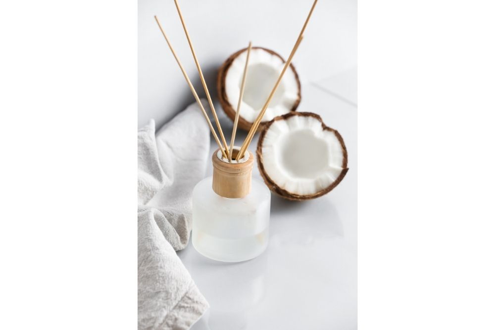 Can You Use Fractionated Coconut Oil in Reed Diffusers? For The