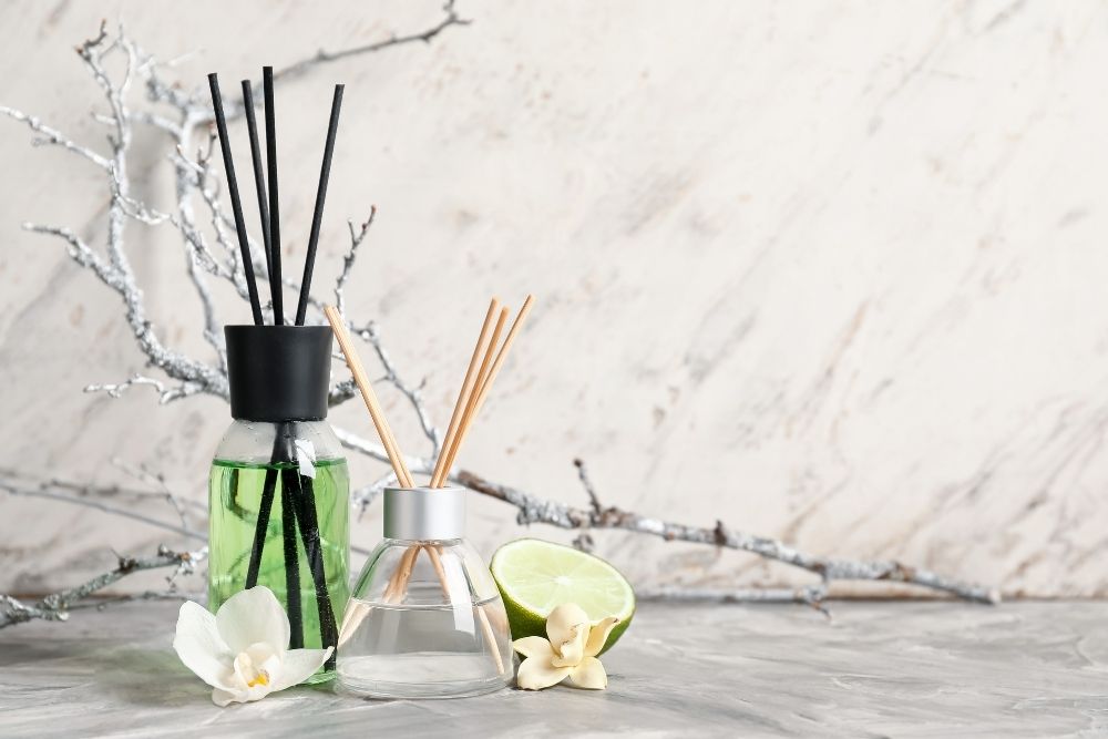 Reed Diffuser vs. Air Freshener For The Essentials