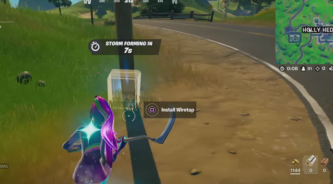 Fortnite Place a wiretap on any of the telephone poles near Holly