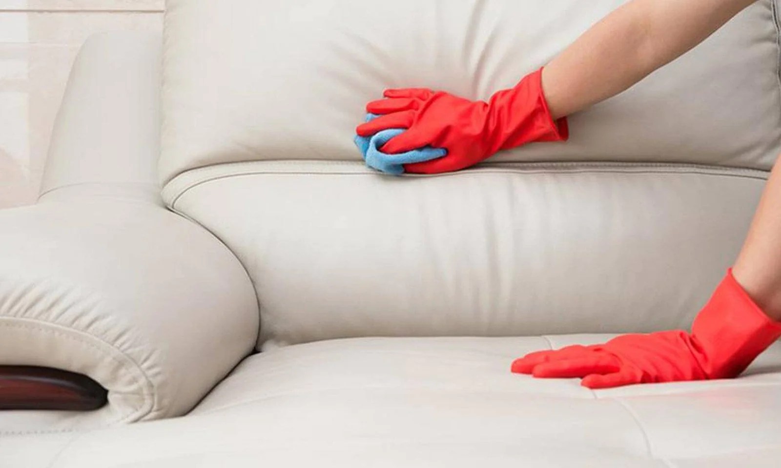 Top Leather Lounge Cleaners Products and Tips