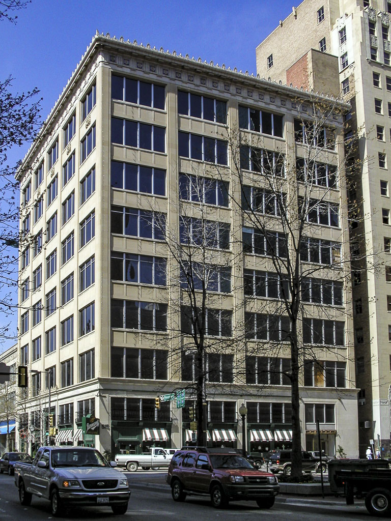 Sanger Brothers Building Architecture in Fort Worth