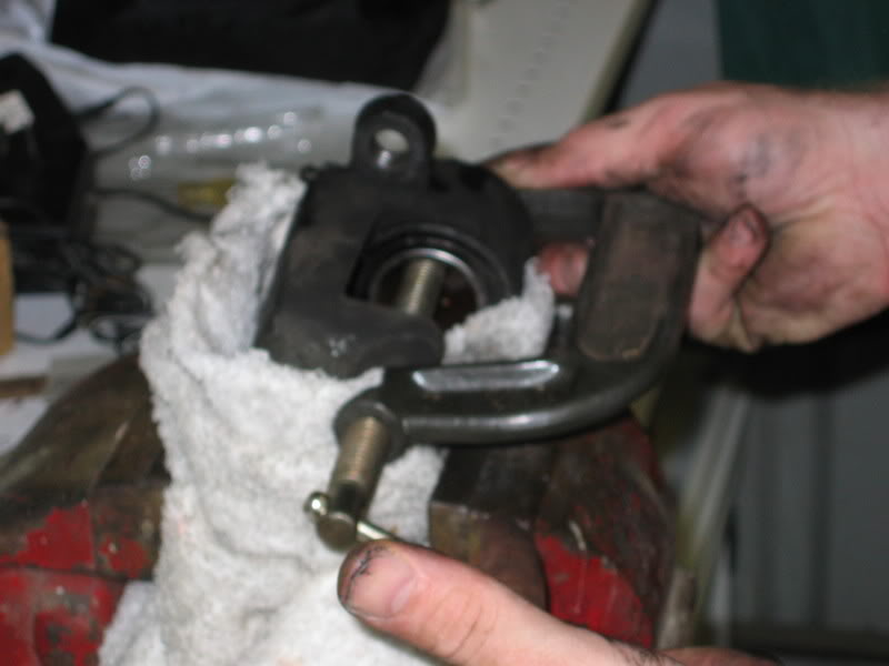 Infiniti Q45 brake caliper rebuild