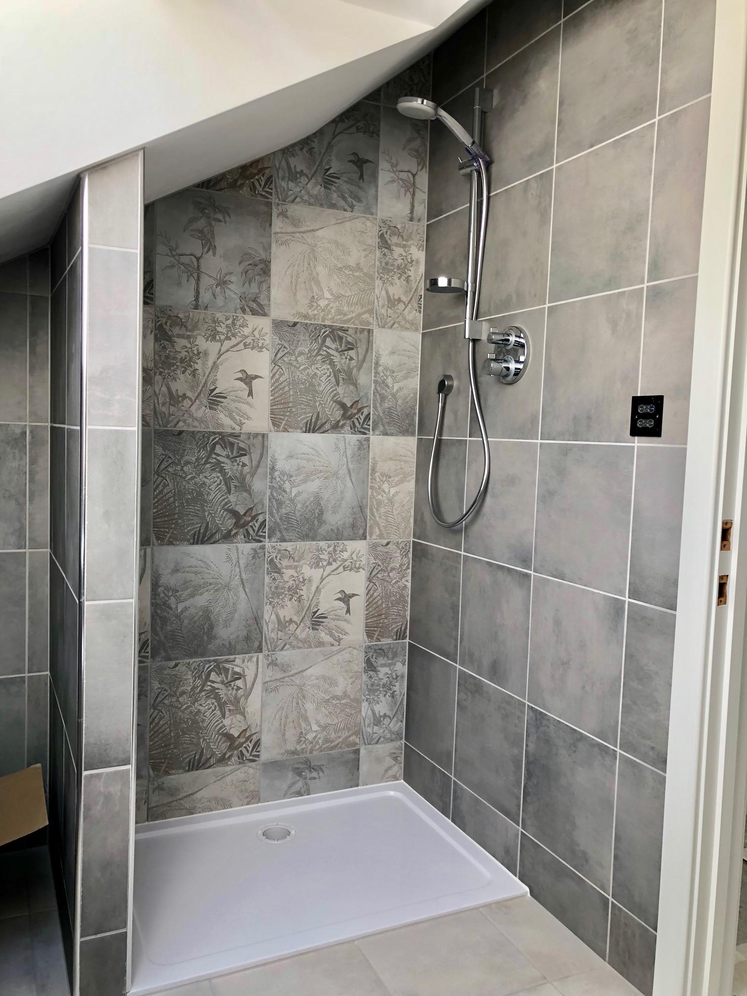Custom Size Shower Screens? Bathrooms, Ensuites & Wetrooms