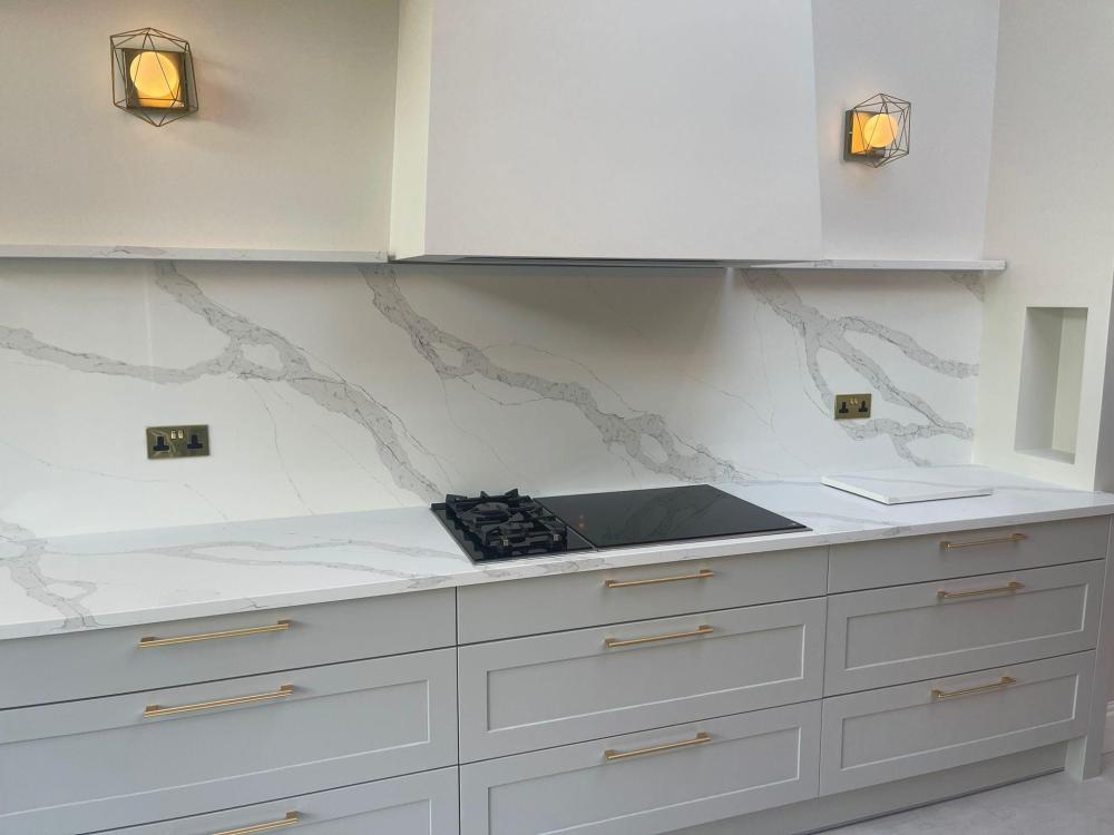 Floating Quartz Shelf Kitchen Units & Worktops