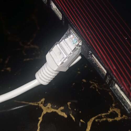 Problems with wifi and connections + a stuck cable