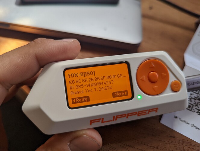 Pet chip scanner 125 kHz RFID Flipper Zero Community