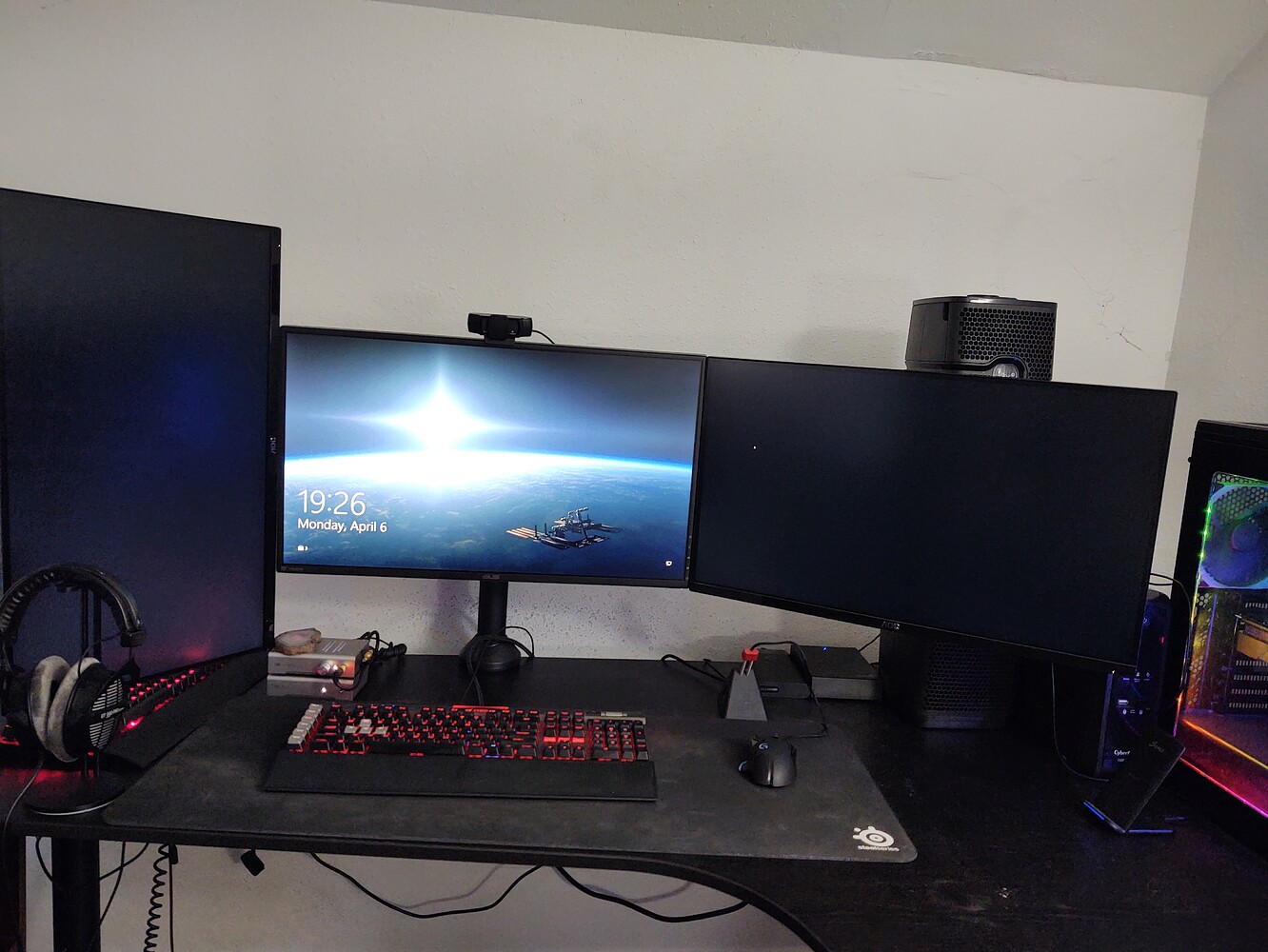 Speakers that fit my desk setup Speakers & Subwoofers HifiGuides Forums