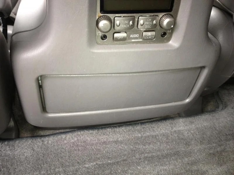 Stuck Rear Cup Holder Tray IH8MUD Forum