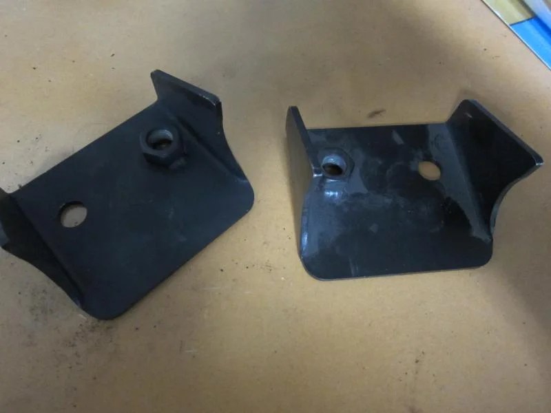 Seat belt brackets on roll bar IH8MUD Forum