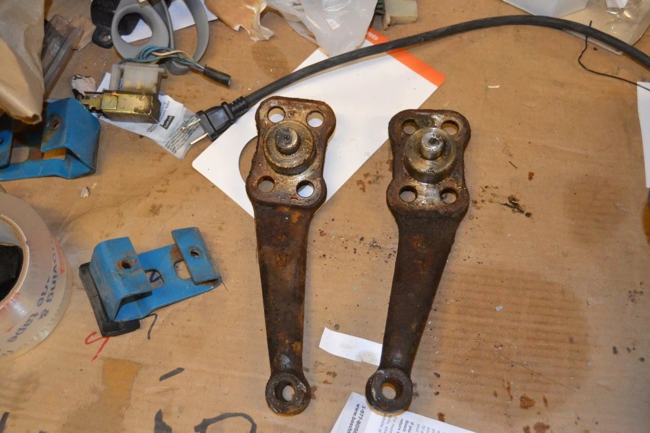 For Sale 1979 FJ40 steering arms IH8MUD Forum