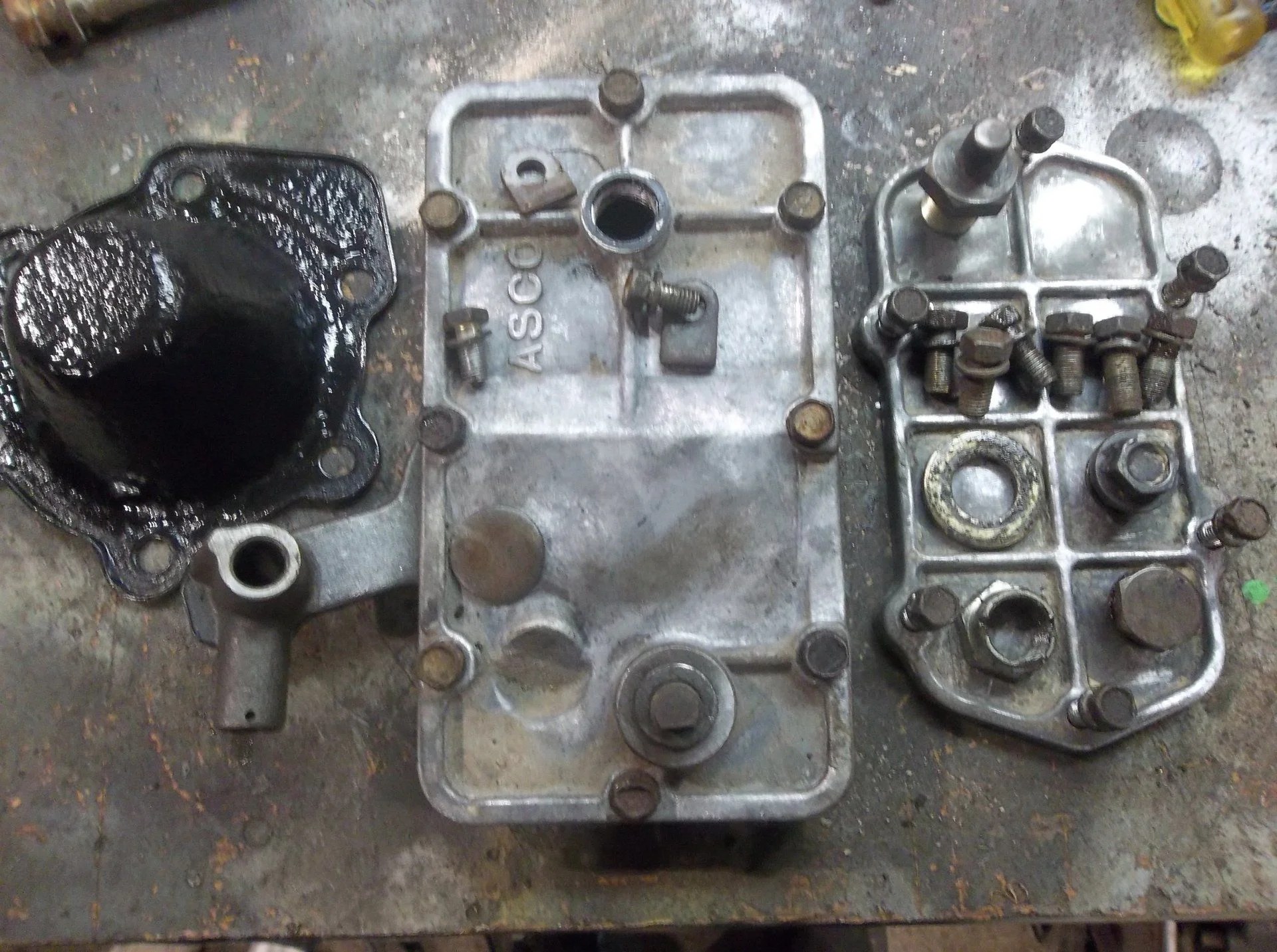 For Sale set of transfer case covers IH8MUD Forum