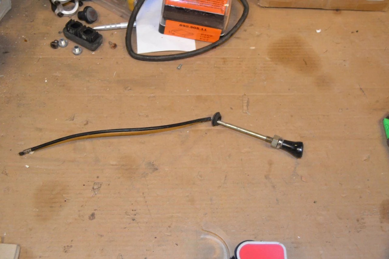 Wanted FJ40 1975 Choke Cable/Knob & Warm Pull Cable/Knob IH8MUD Forum