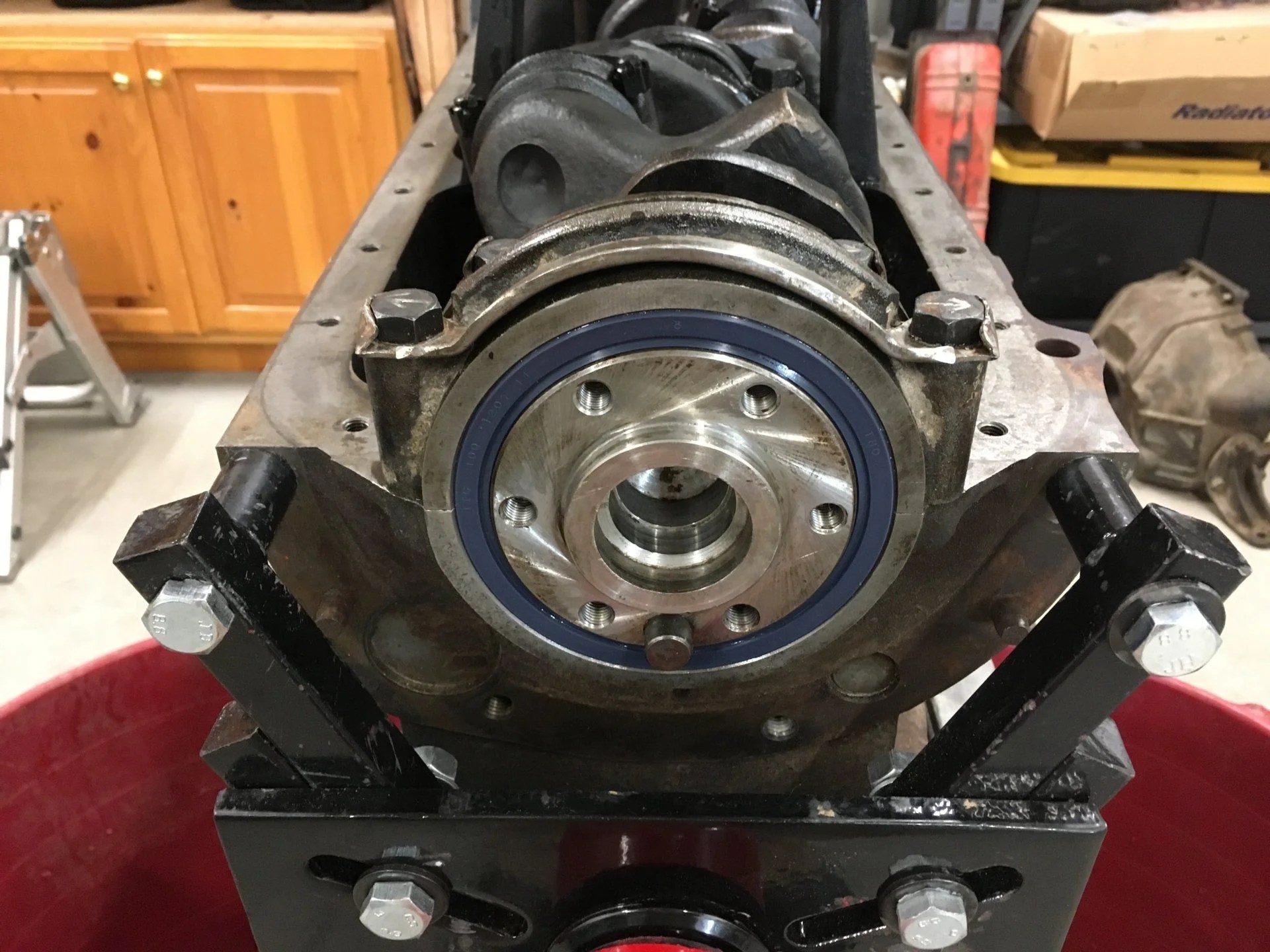 Brand New Rear Main Seal Leaking Why? IH8MUD Forum