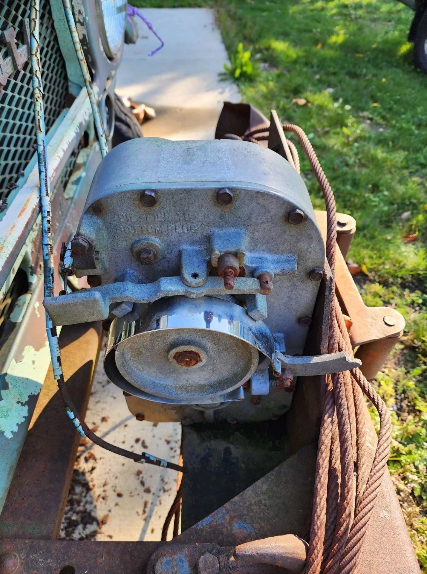 SOLD WI WARN Bellview Winch (no motor) Coming off a 66/67 FST