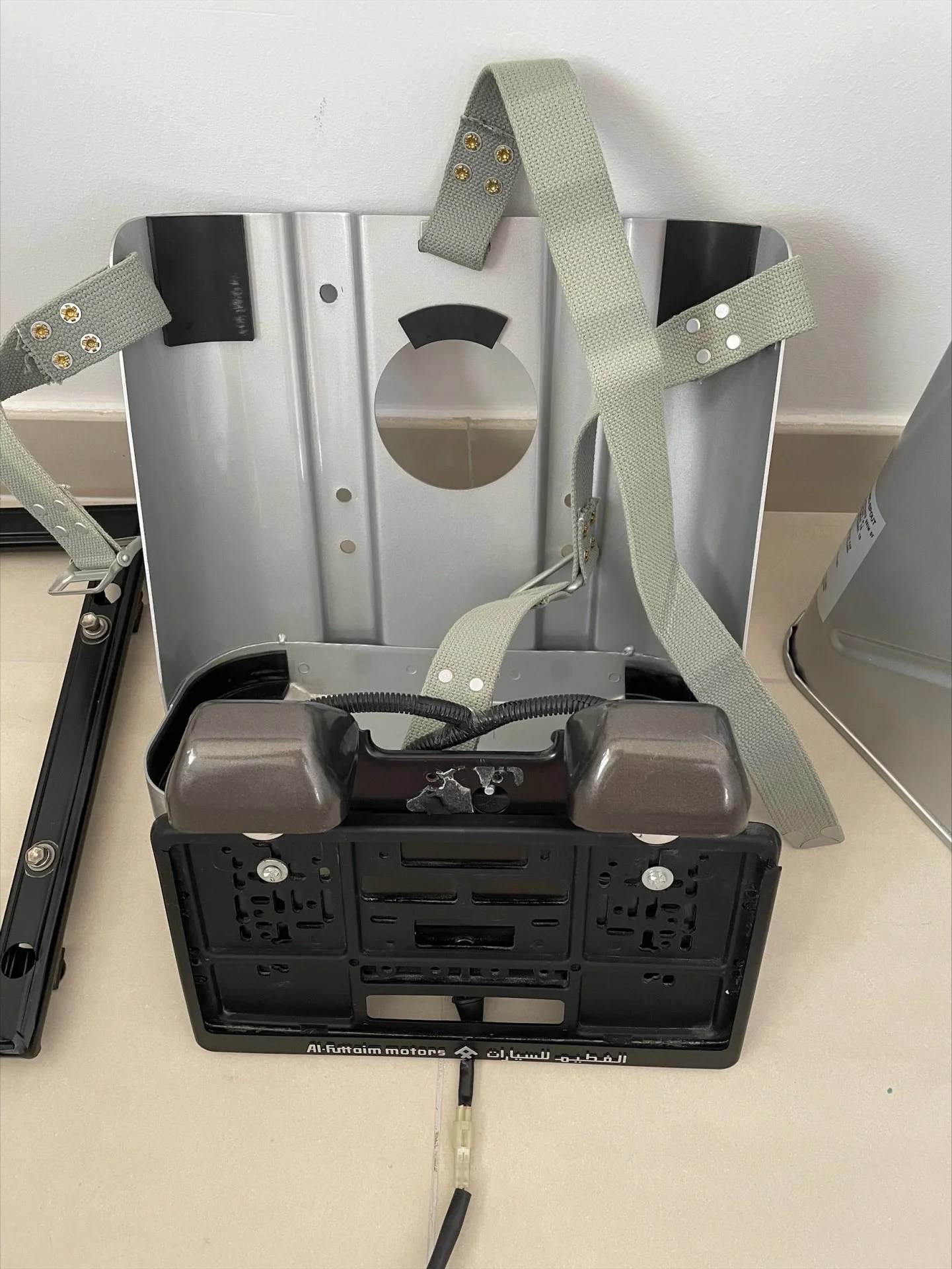 For Sale UAE Toyota OEM Jerry Can & Jerry Can Holder IH8MUD Forum