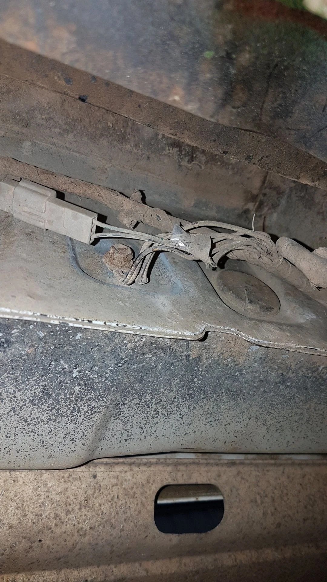 Reverse lights and Number plate lights not working. IH8MUD Forum