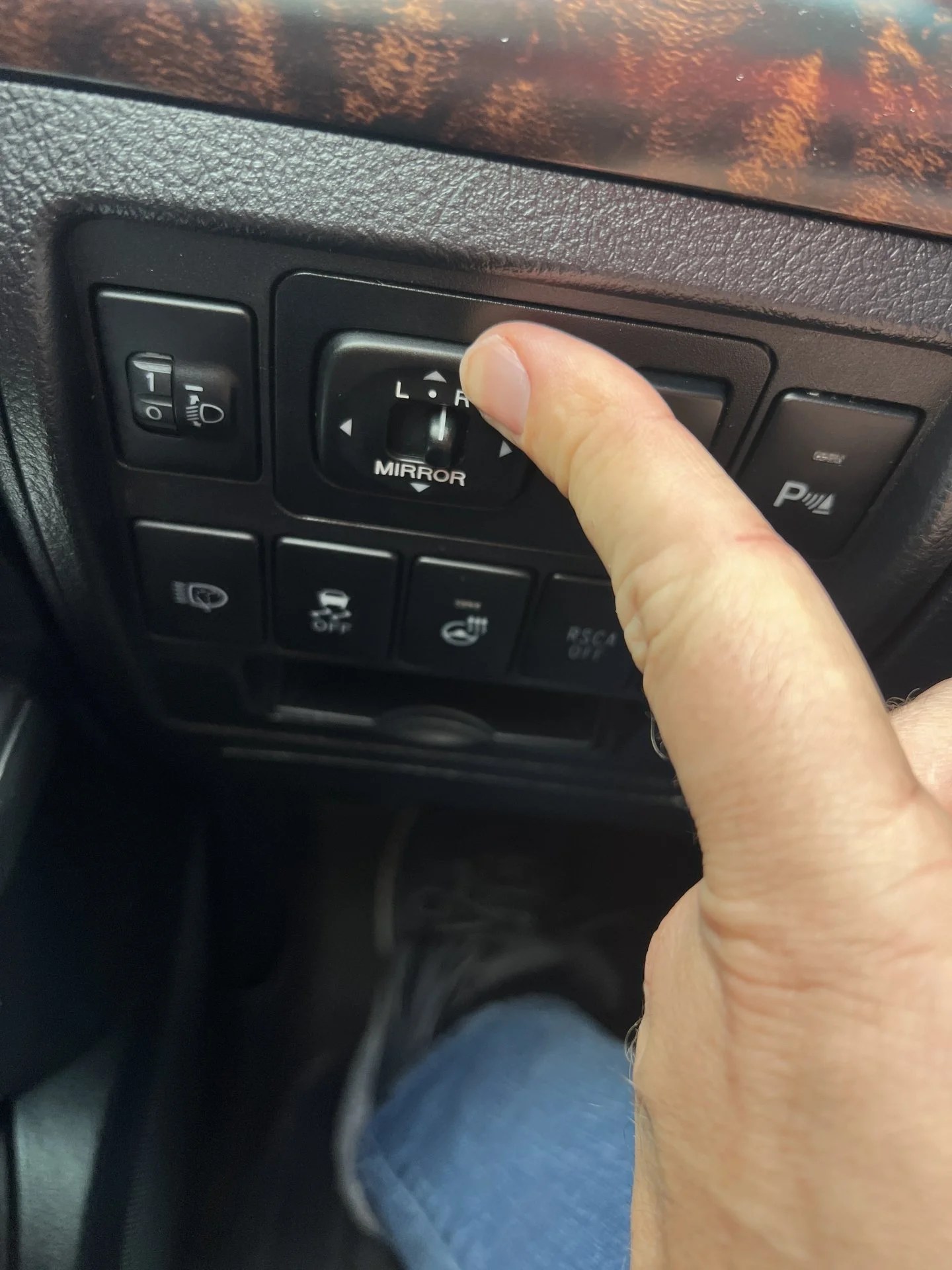 Side Mirror Switch Broken? IH8MUD Forum