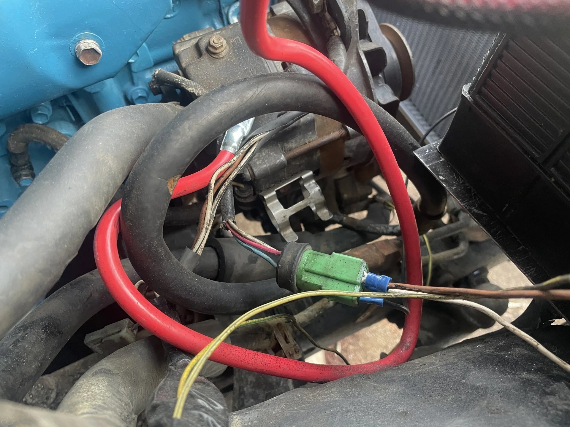 2L alternator wiring | IH8MUD Forum