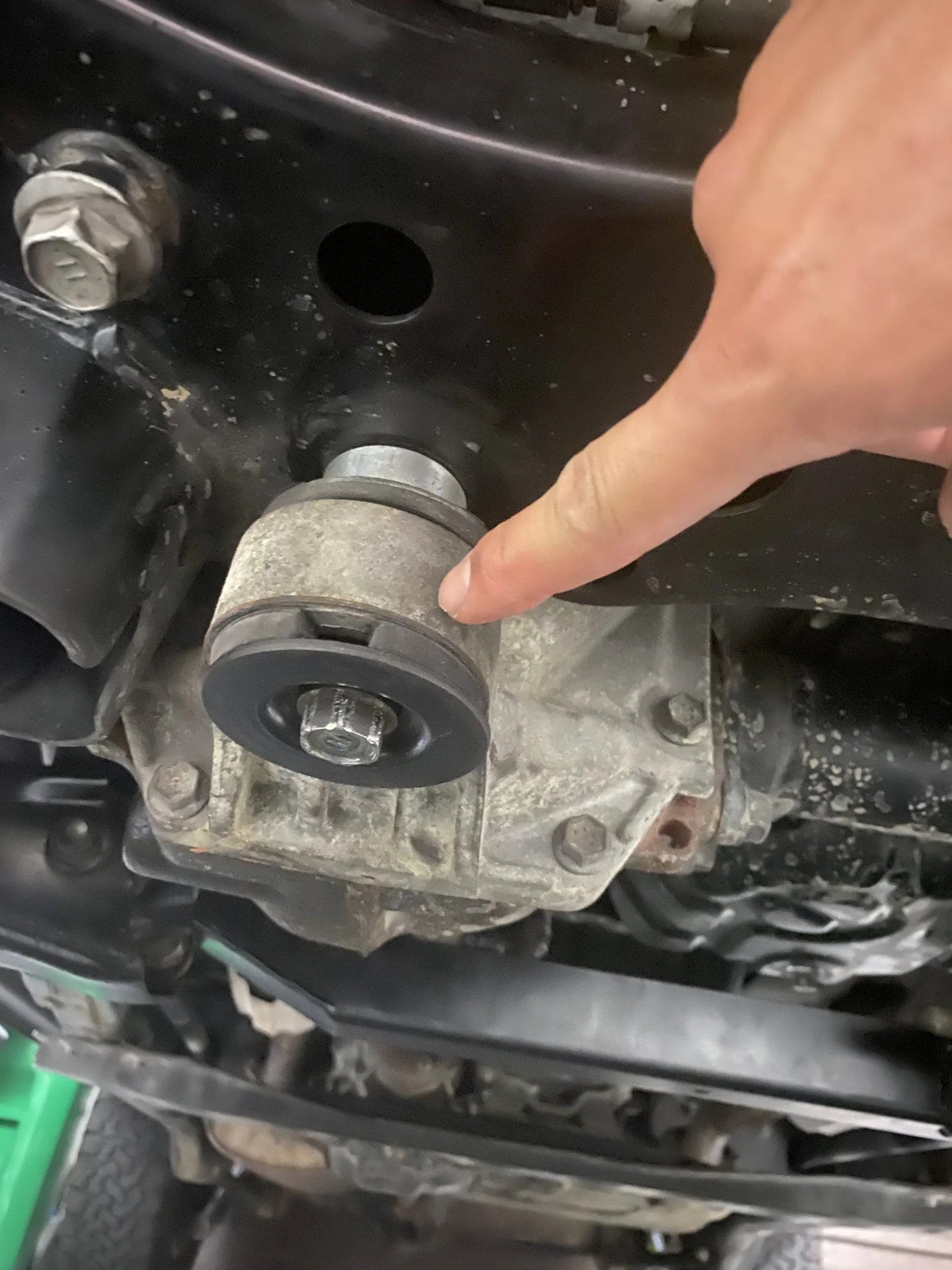 Help!! Stripped threads on Diff Mount Bolt IH8MUD Forum