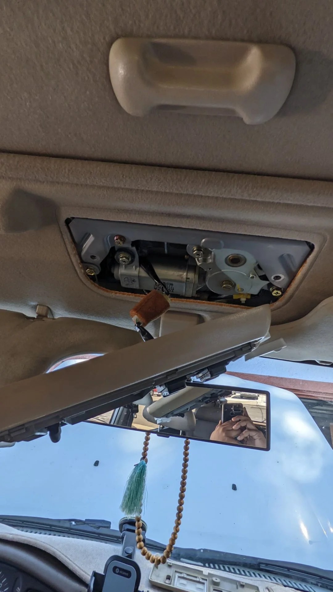 80 series drooping sun visor fix Page 3 IH8MUD Forum