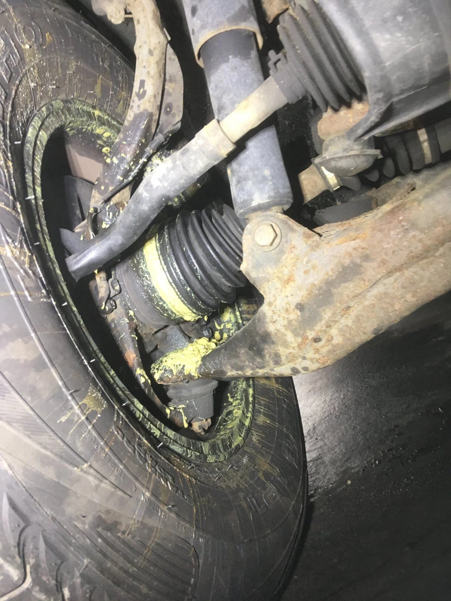 Has anyone seen a CV boot leaking like this? IH8MUD Forum