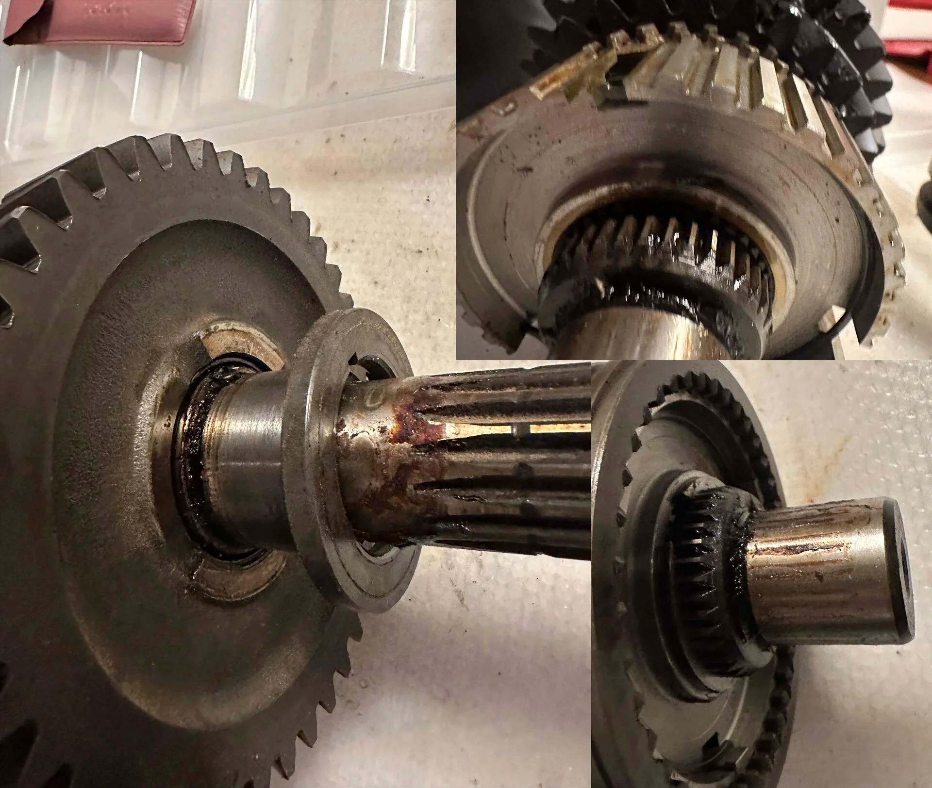 How to remove the stuck gears from a gearbox shaft (dried oil). Advice