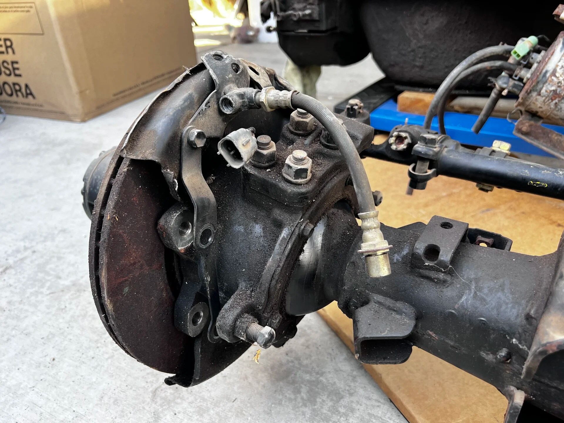 For Sale 70 series front axle with elocker, complete (except 1