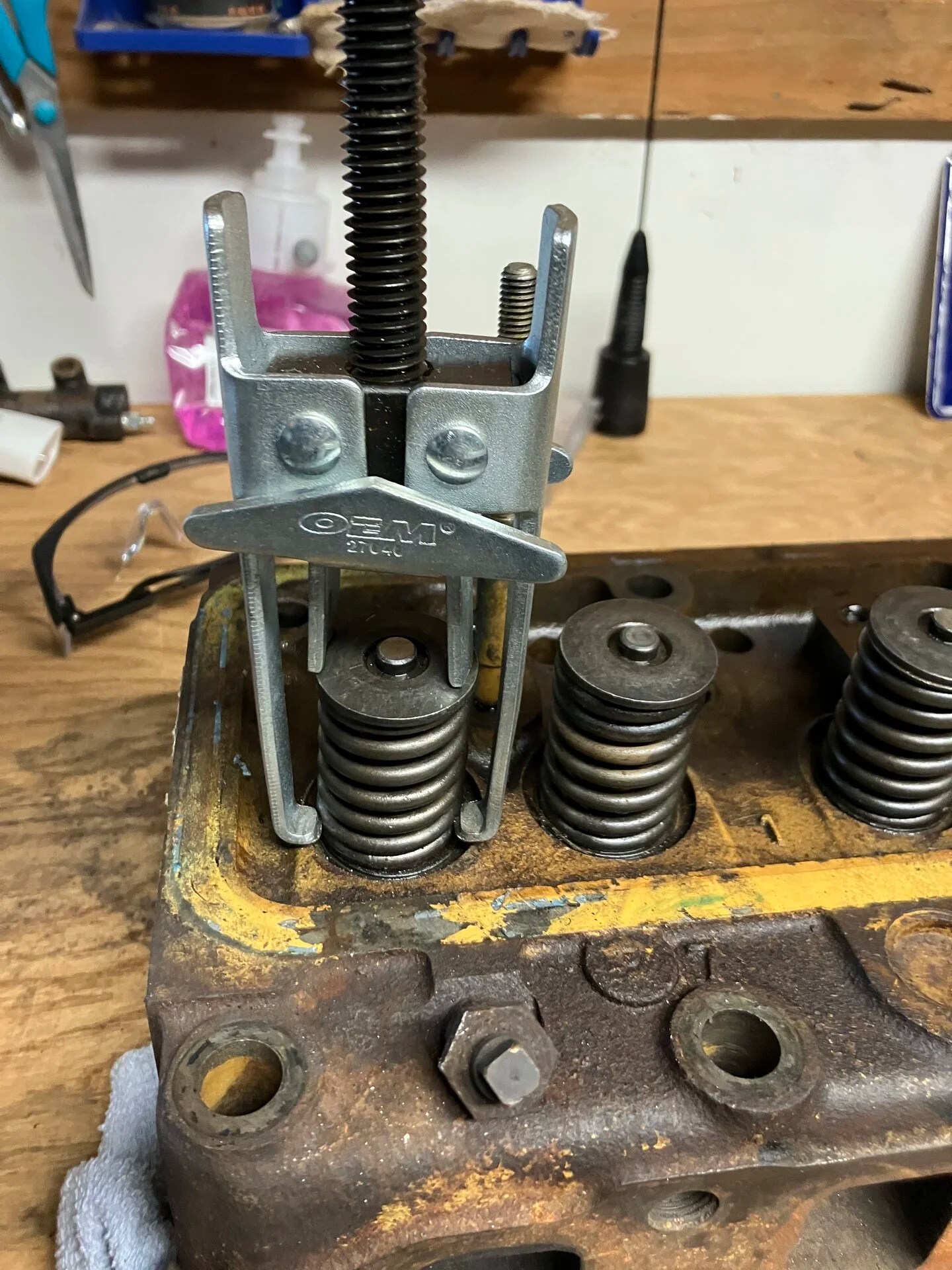 Valve spring help IH8MUD Forum