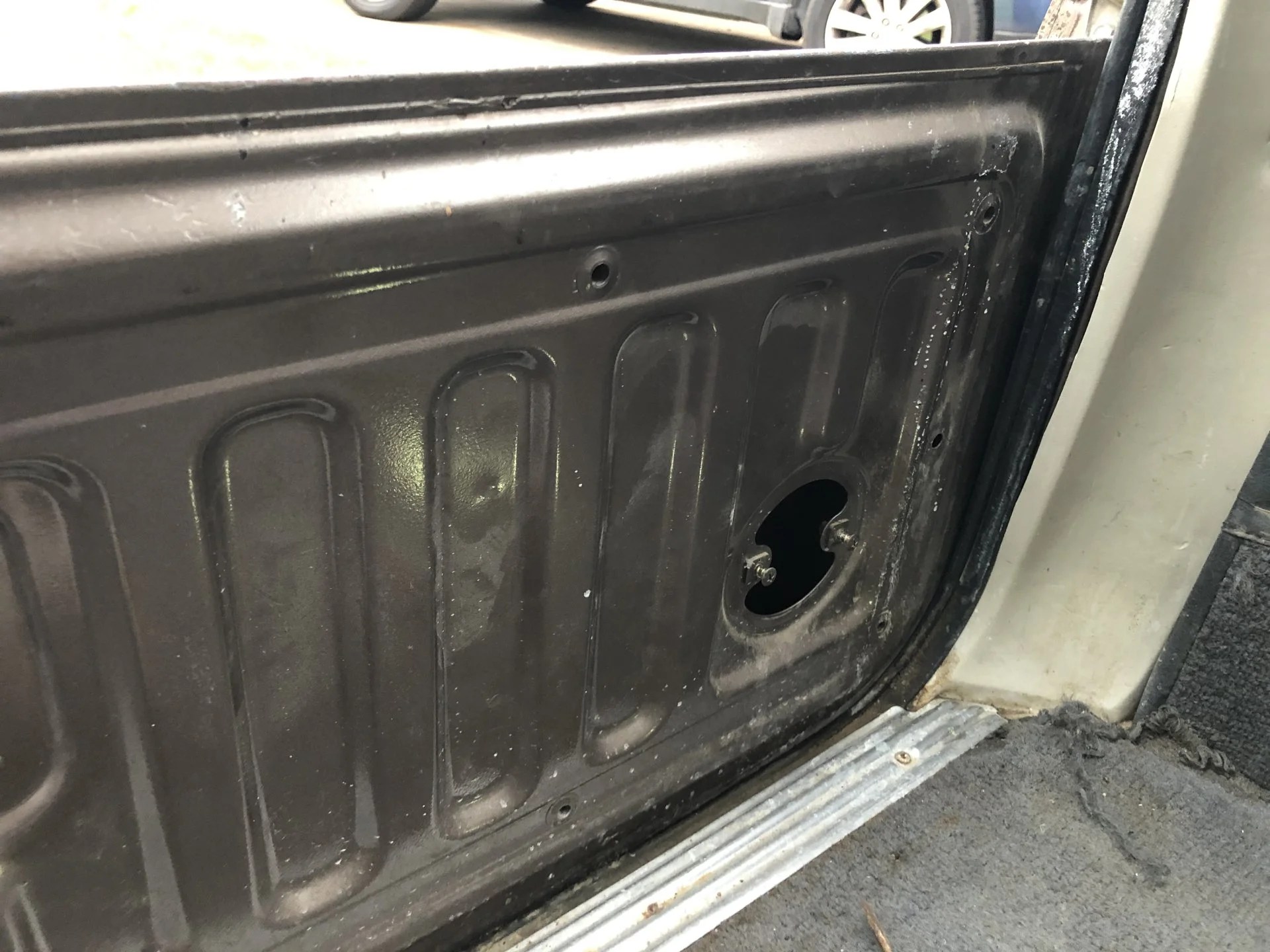 FJ60 Tailgate Won’t Open IH8MUD Forum