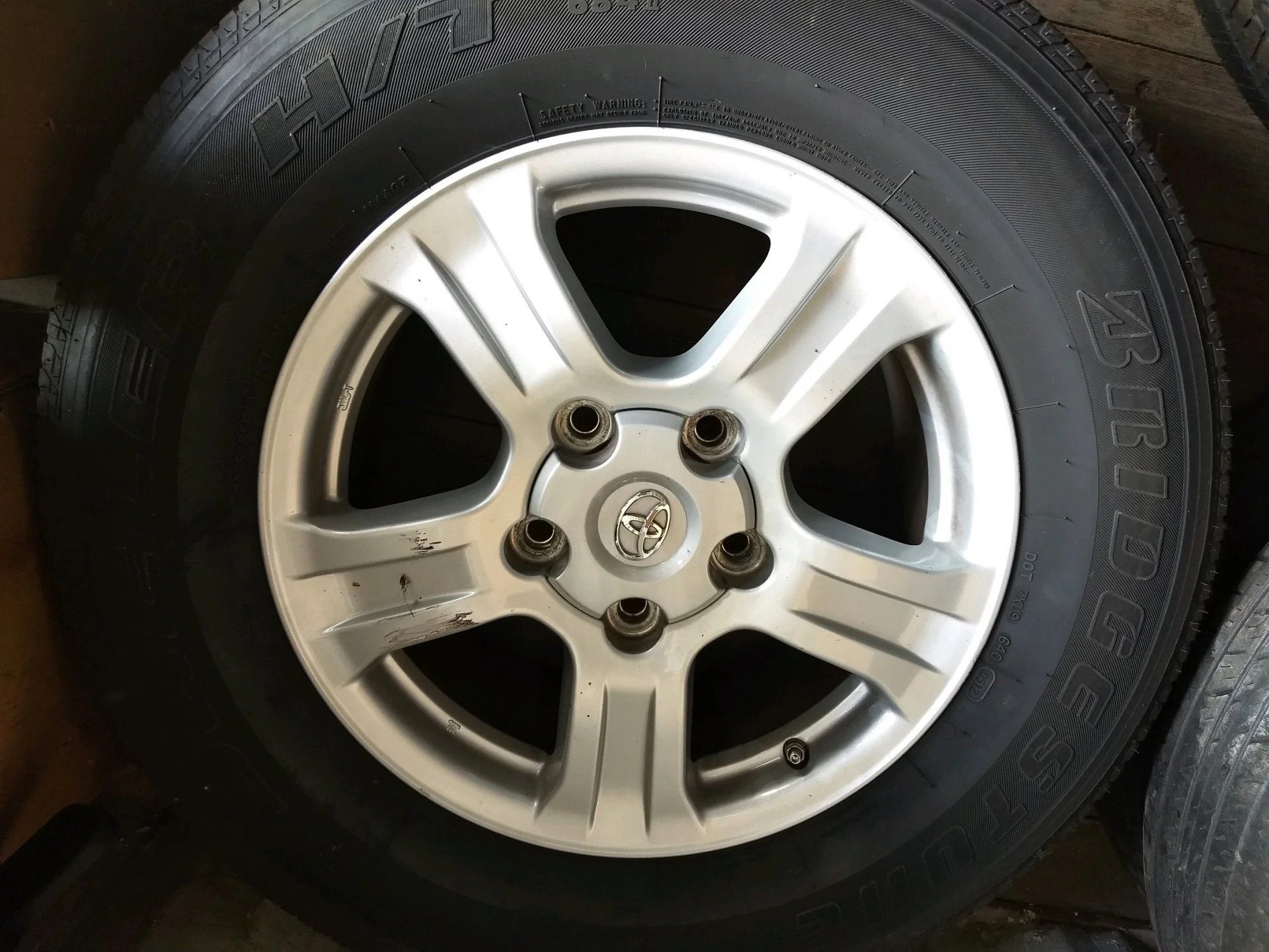 SOLD 18"x8 Tundra Wheel. Fits 200 Series. WA and