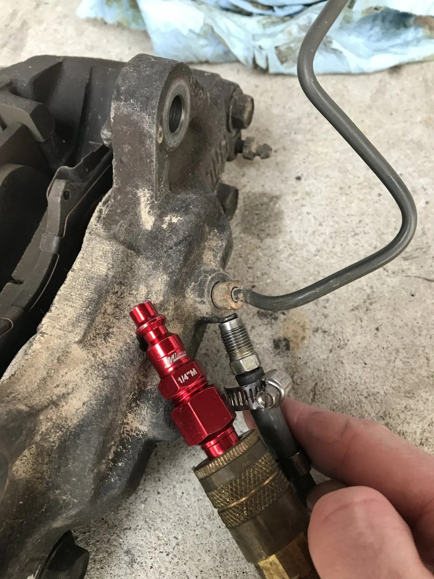 Splitting calipers is half when rebuilding? IH8MUD Forum