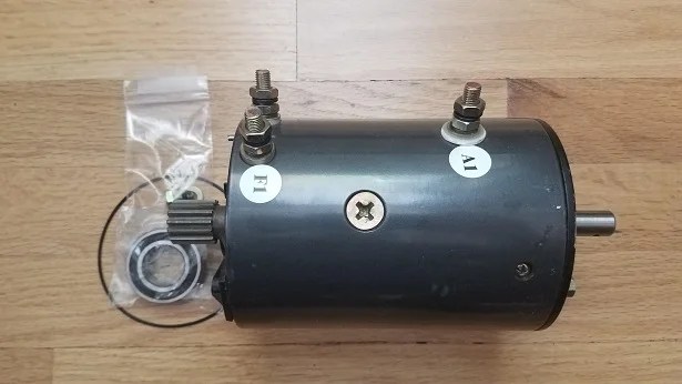 Belleview Winch Motors - New Bi-directional 12V units available finally