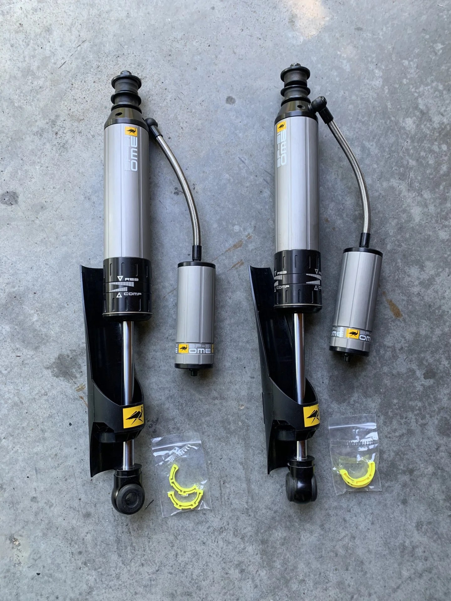 SOLD NW Arkansas OME BP51 2.5 lift 80 series, OME 2861, 100 series