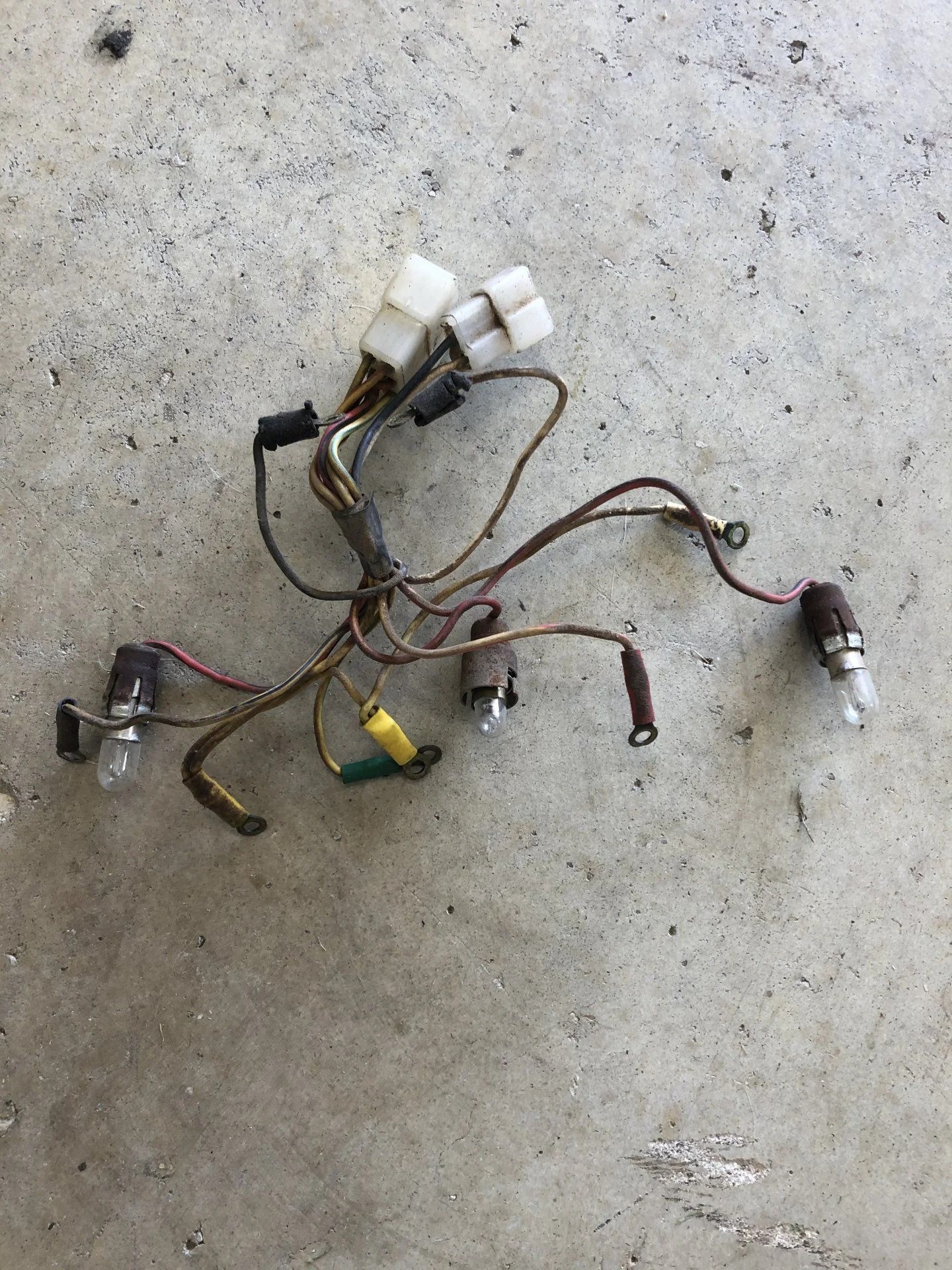 For Sale - FJ40 instrument cluster wire loom | IH8MUD Forum