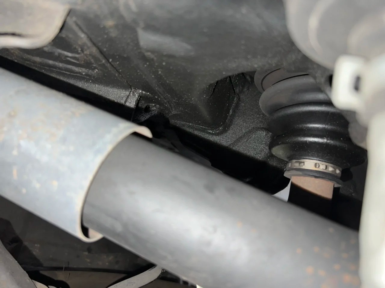 Axle boot leaking IH8MUD Forum