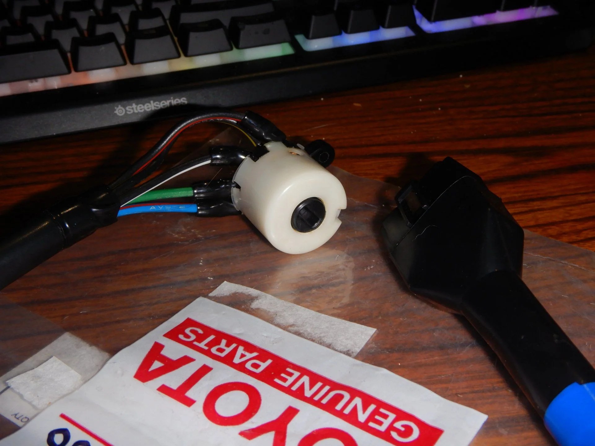 Vendor GLOW DIESEL NOS OEM Toyota Glow Plug Style Ignition Switch 40 Series 8451060030